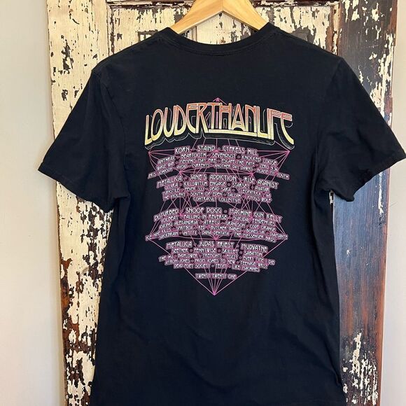 Louder Than Life Merch Tiger Roar Shirt
Unisex Standard T-Shirt / BLACK - Picture 4 of 6